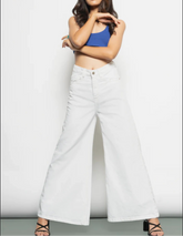 WHITE WIDE LEG JEANS
